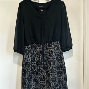 Enfocus Studio Black and White Lace Long Sleeve Dress